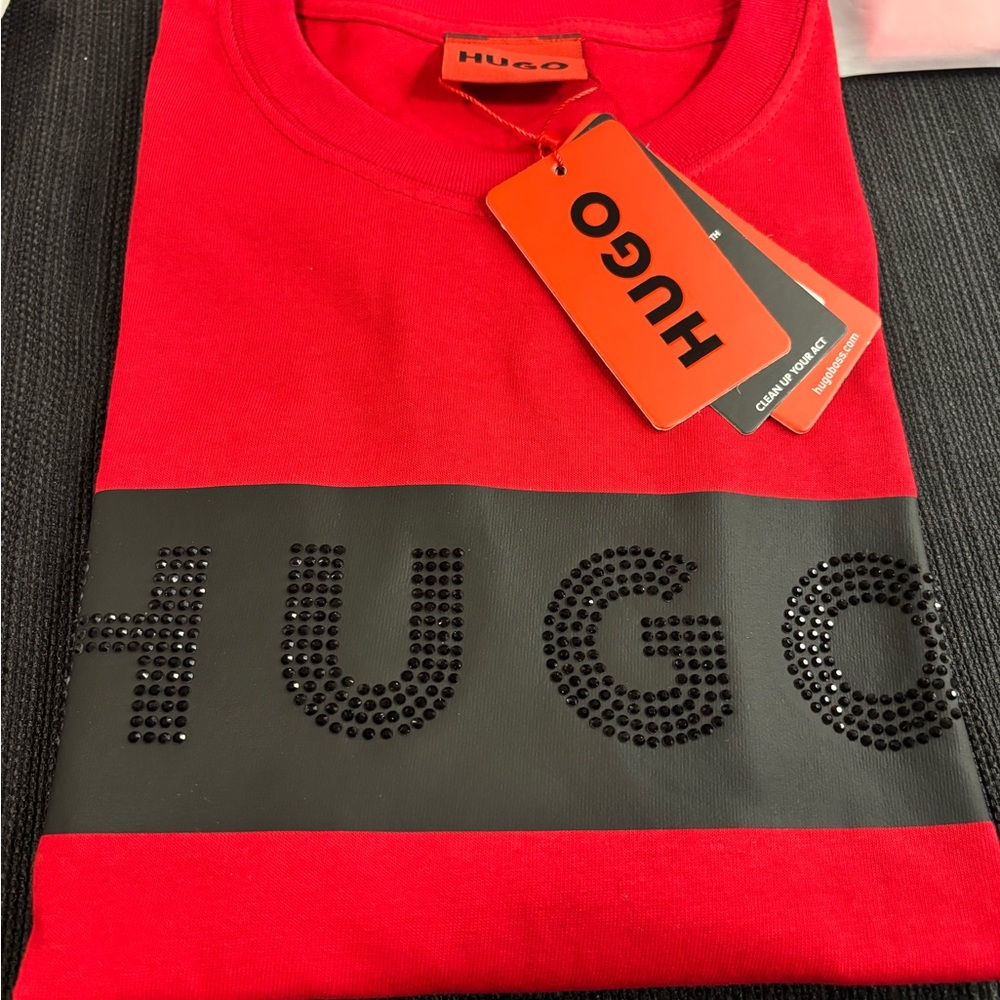 HUGO men’s Bold Red and Black Tee